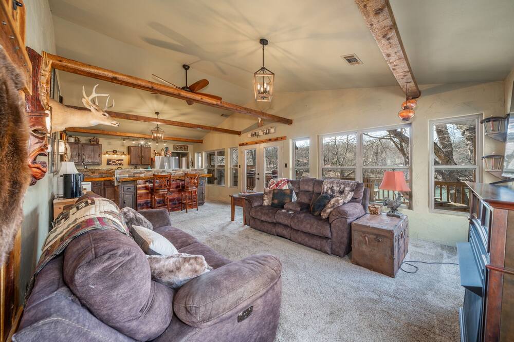 Photo of Livingroom in Hardy