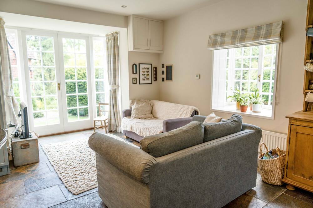 Photo of Livingroom in Evesham