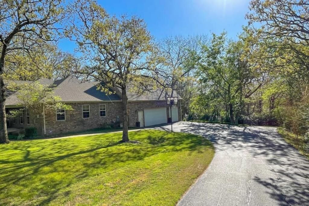 Photo of Outdoor in Fayetteville