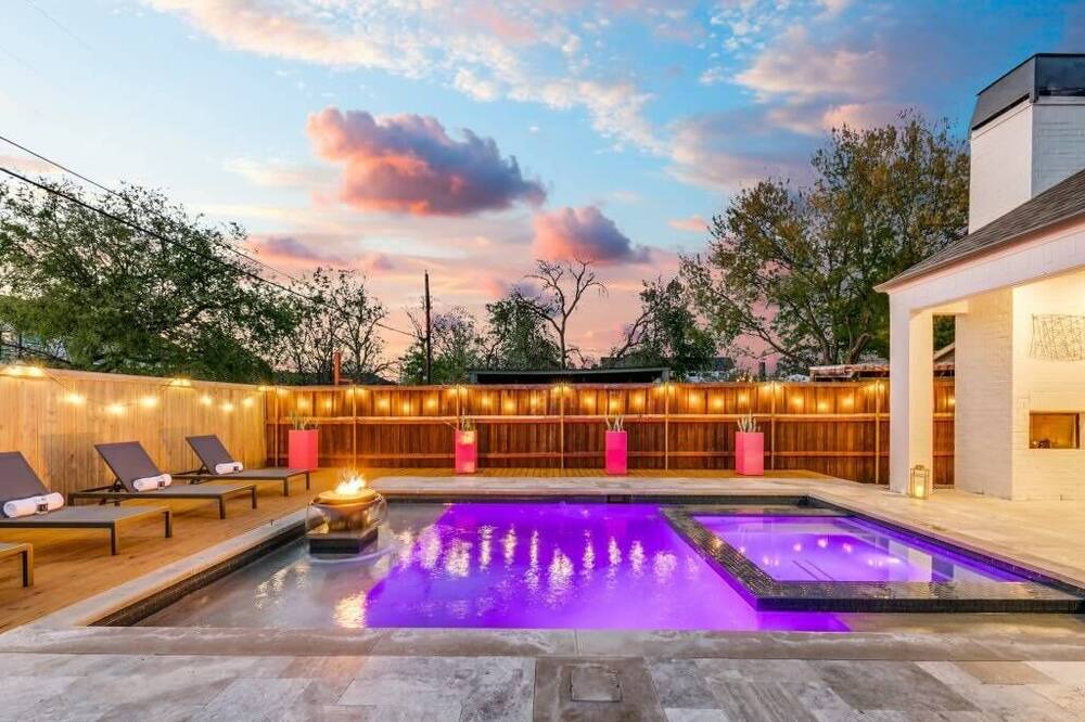Photo of Outdoor in Dallas