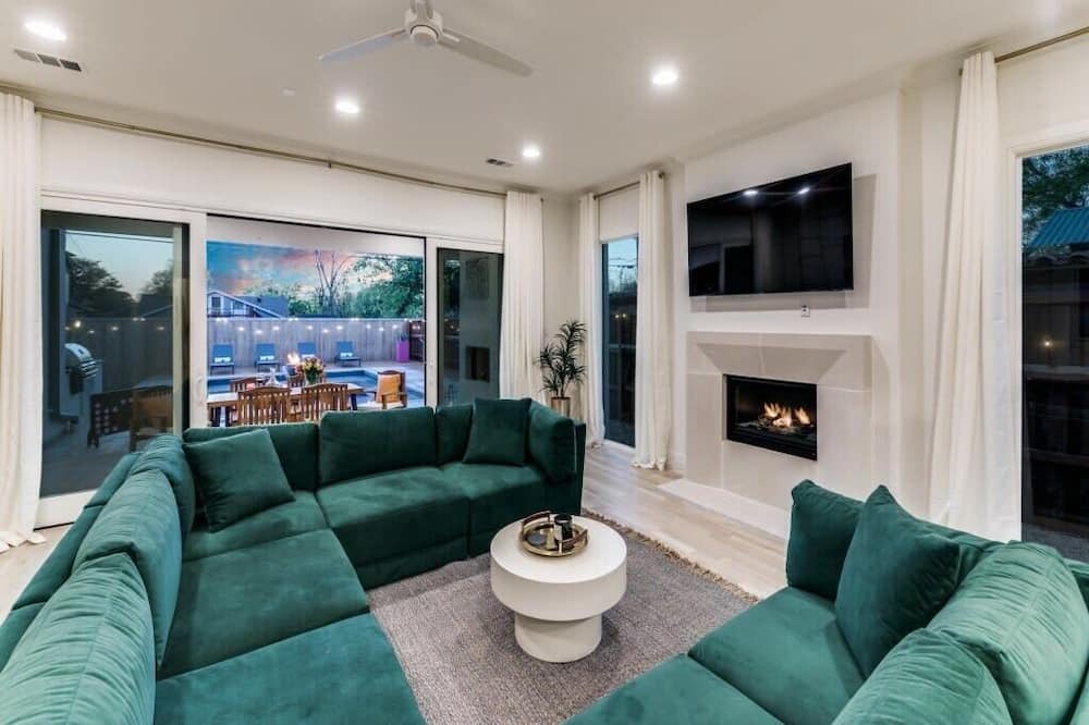Photo of Livingroom in Dallas