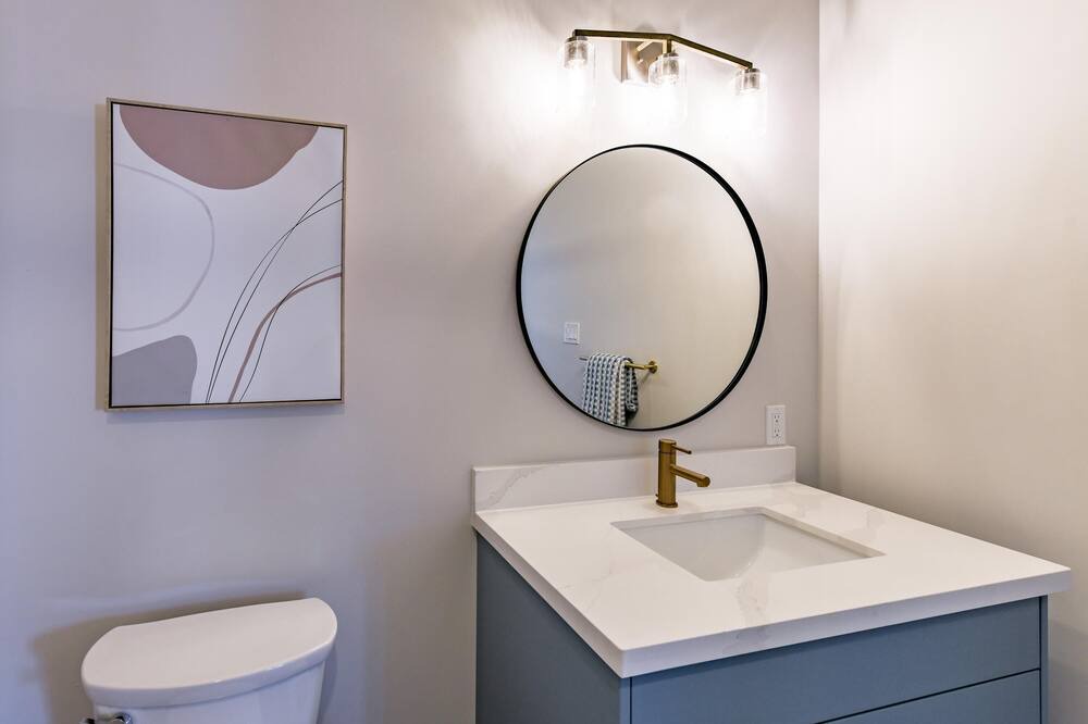 Photo of Bathroom in Tiny