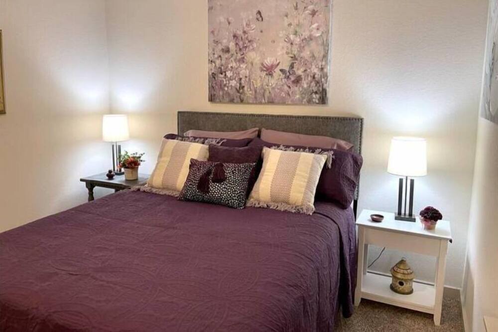Photo of Bedroom in Hutto