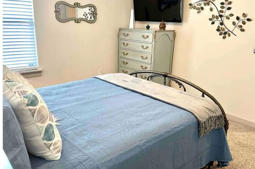 Photo of Bedroom in Hutto
