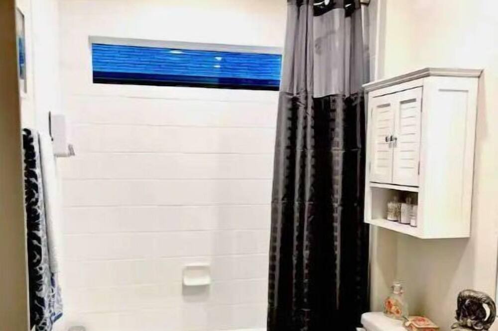 Photo of Bathroom in Hutto