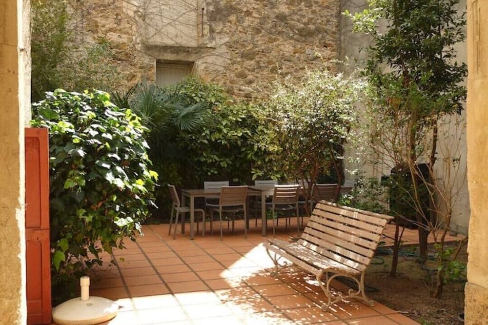 Photo of Patio Balcony in Ornaisons