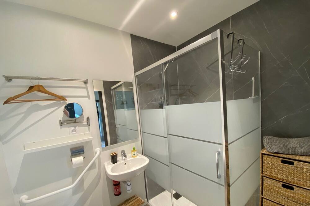 Photo of Bathroom in Audembert