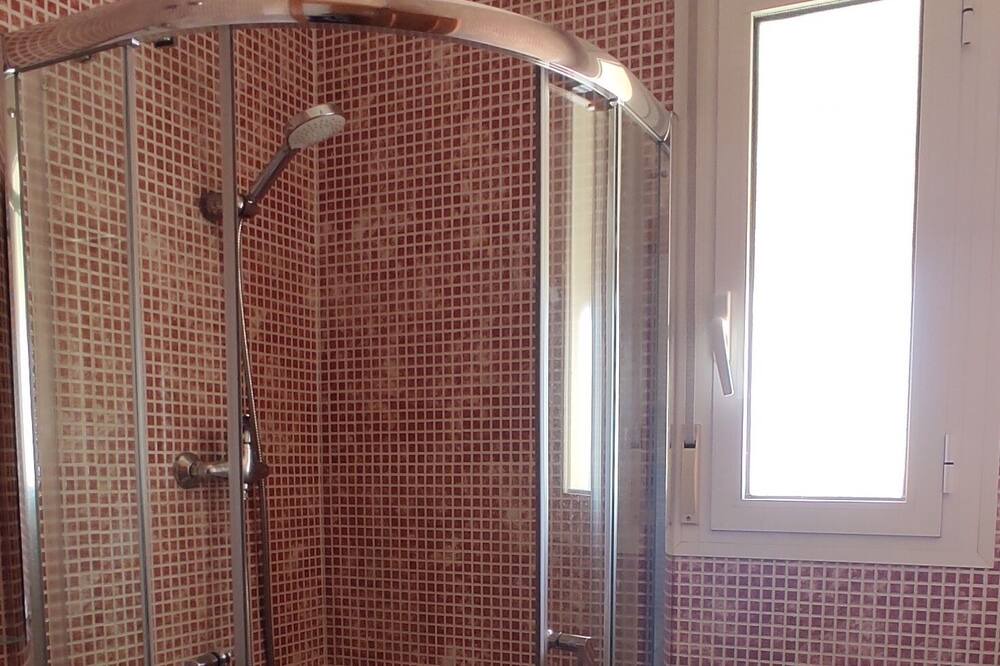 Photo of Bathroom in Aigues