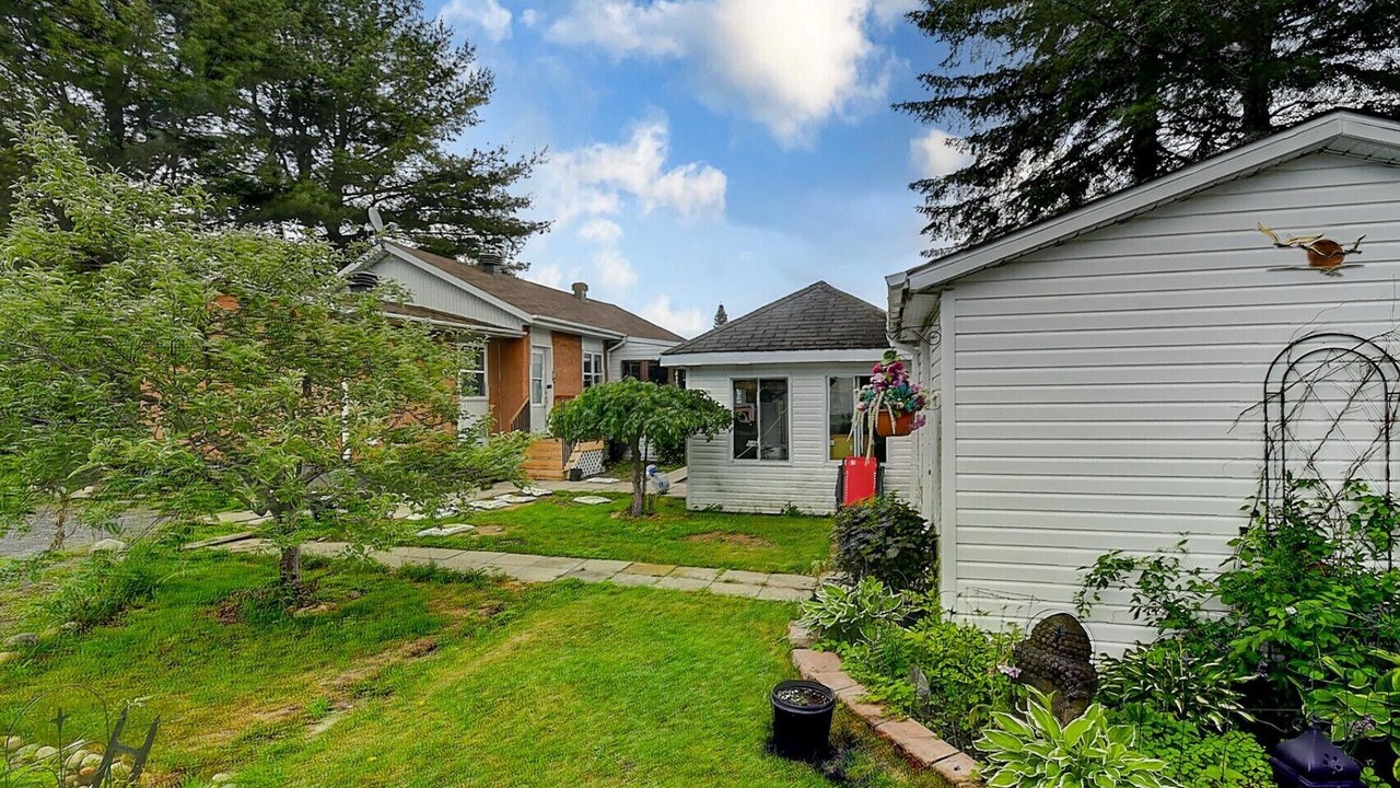 Photo of Outdoor in Notre-Dame-de-la-Merci