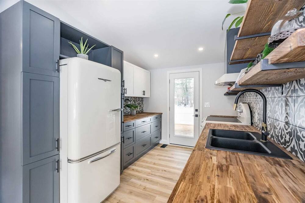 Photo of Kitchen in Cumberland Beach