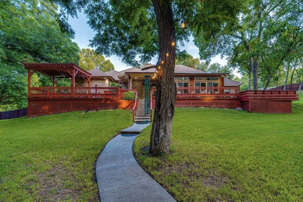 Photo of Outdoor in Waxahachie