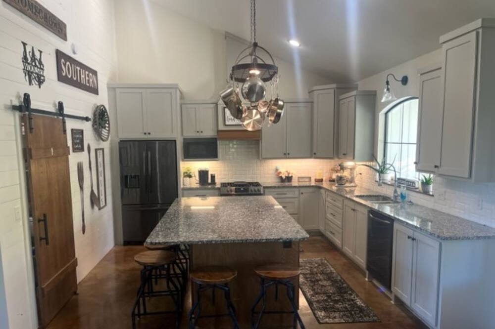 Photo of Kitchen in Golden
