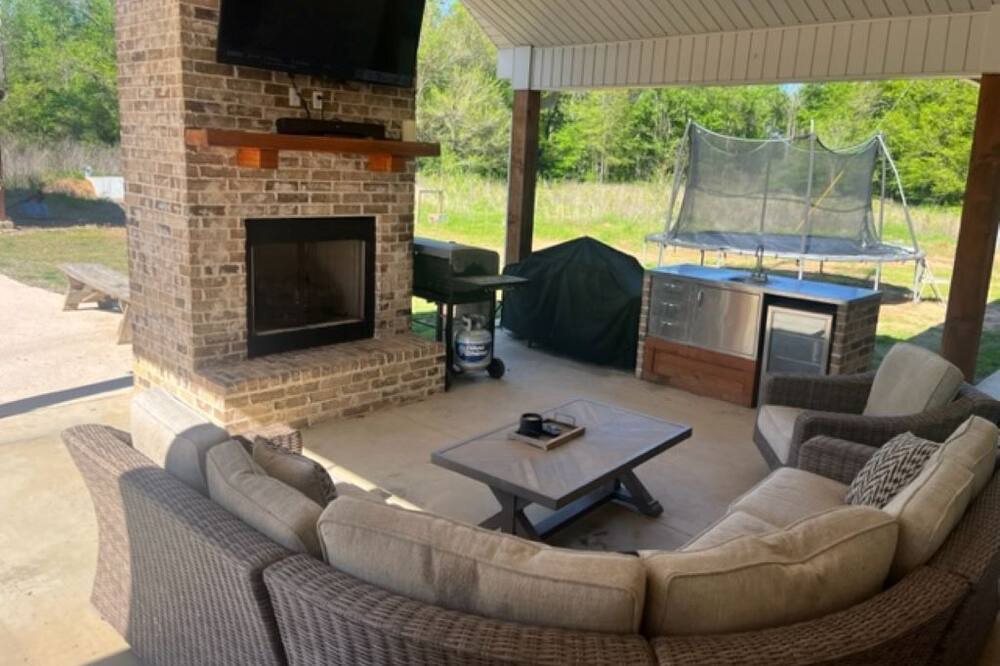 Photo of Outdoor in Golden