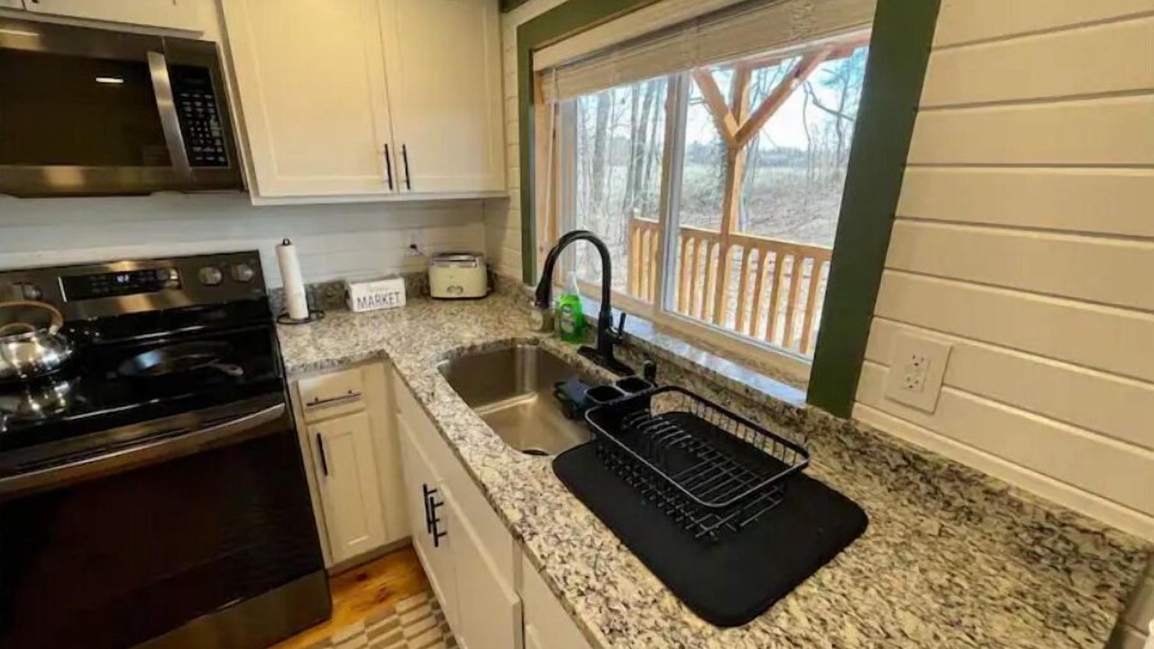 Photo of Kitchen in East Fultonham