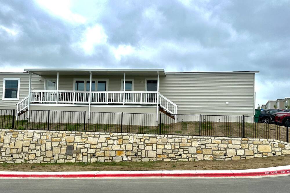 Photo of Outdoor in Del Valle