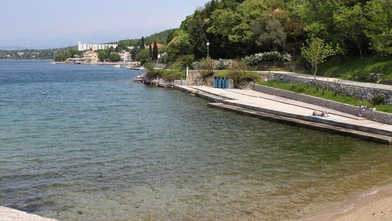 Photo of Others in Omisalj