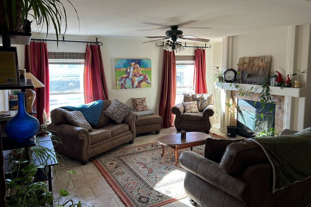 Photo of Livingroom in Anthony