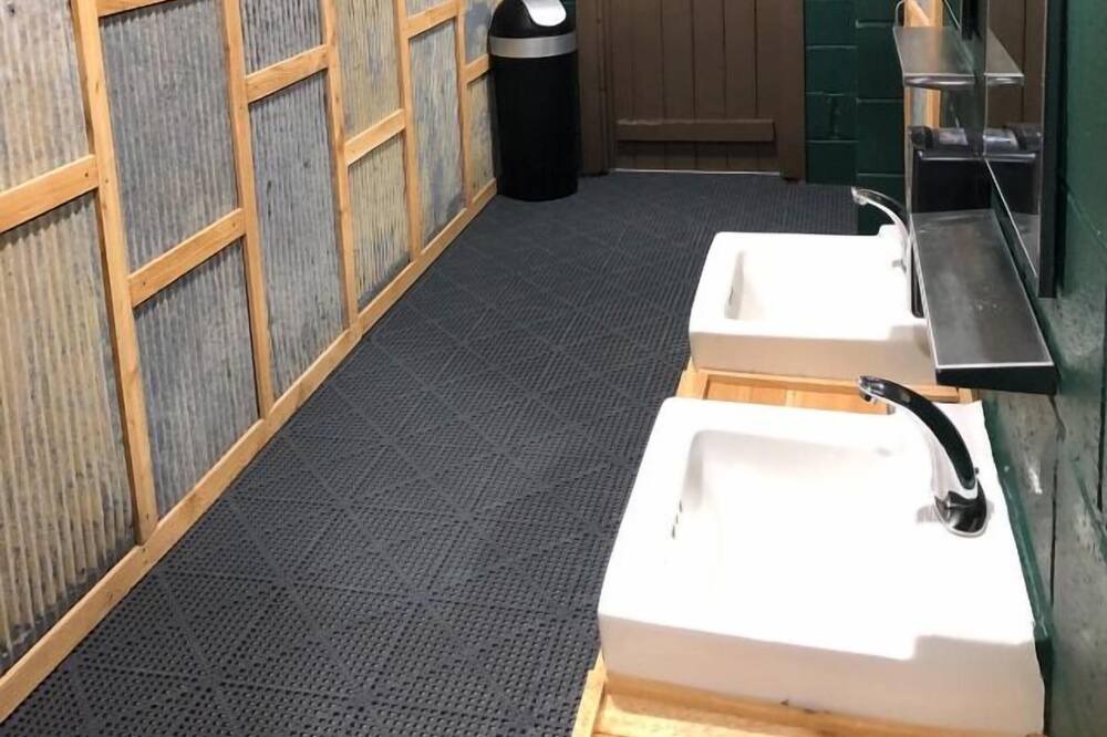 Photo of Bathroom in Teresita