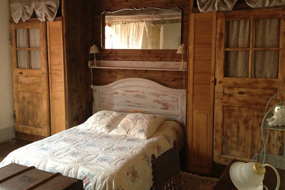 Photo of Bedroom in Aiguelèze