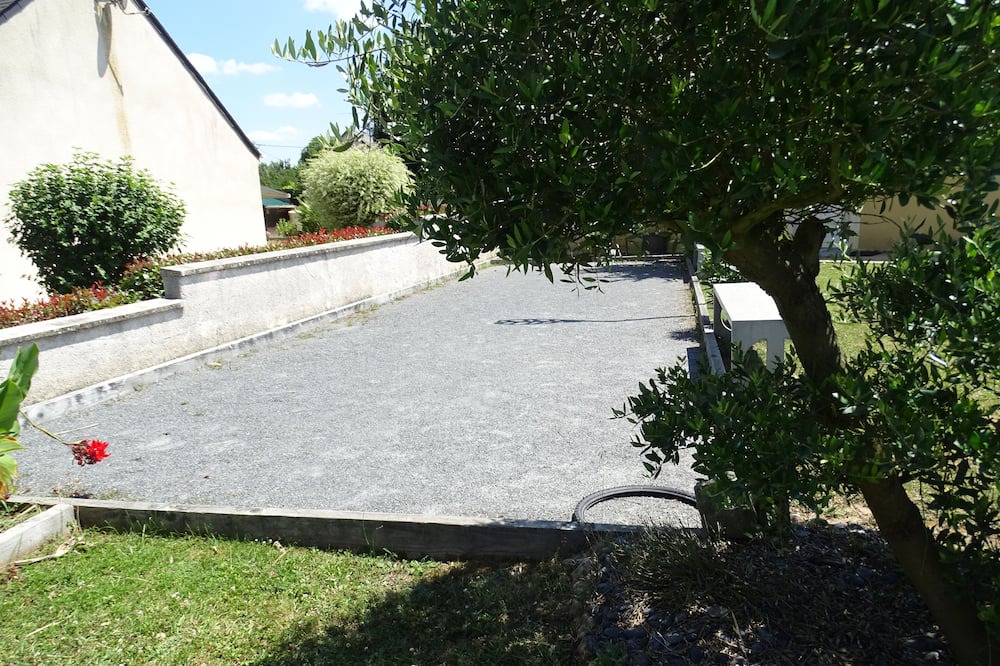 Photo of Outdoor in Menil