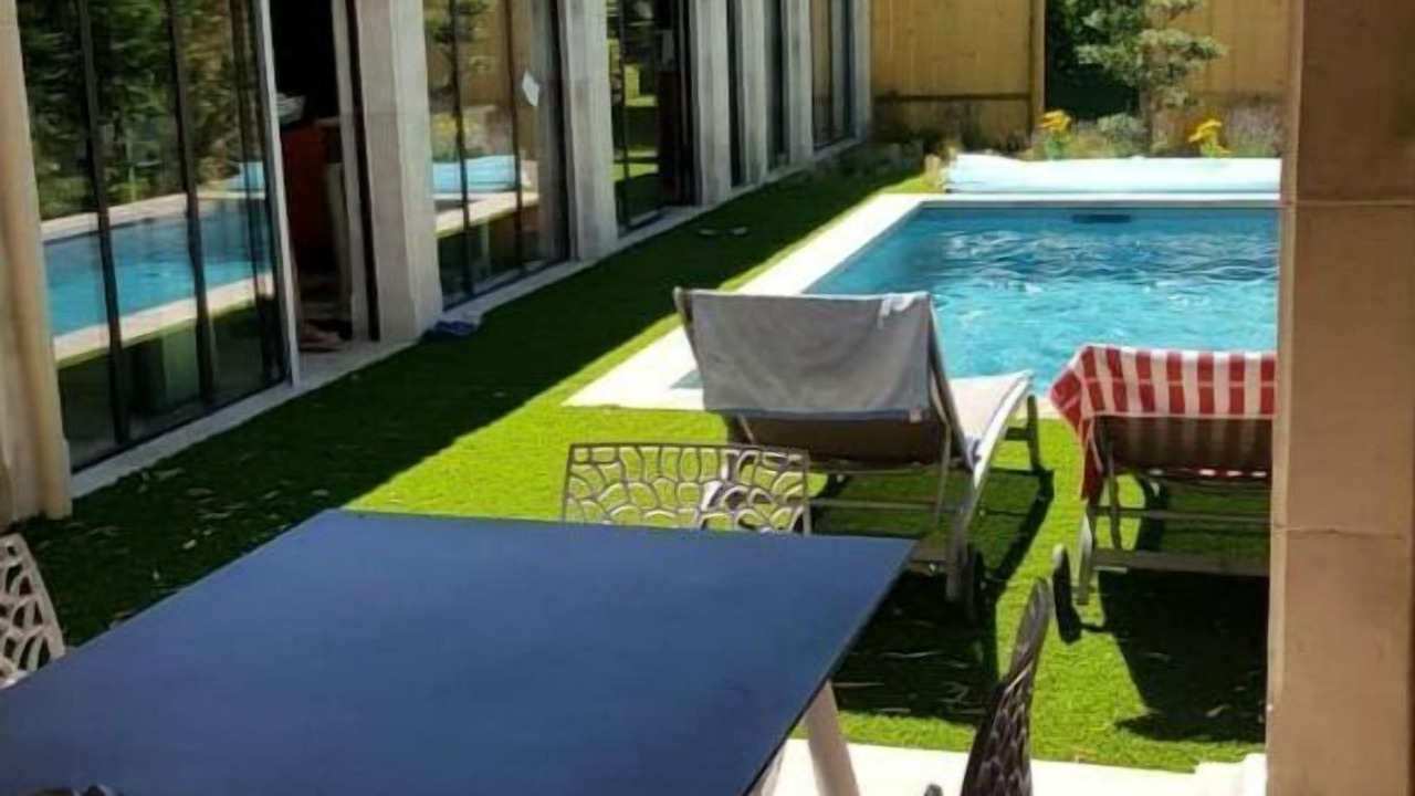 Photo of Outdoor in La Tour-d'Aigues