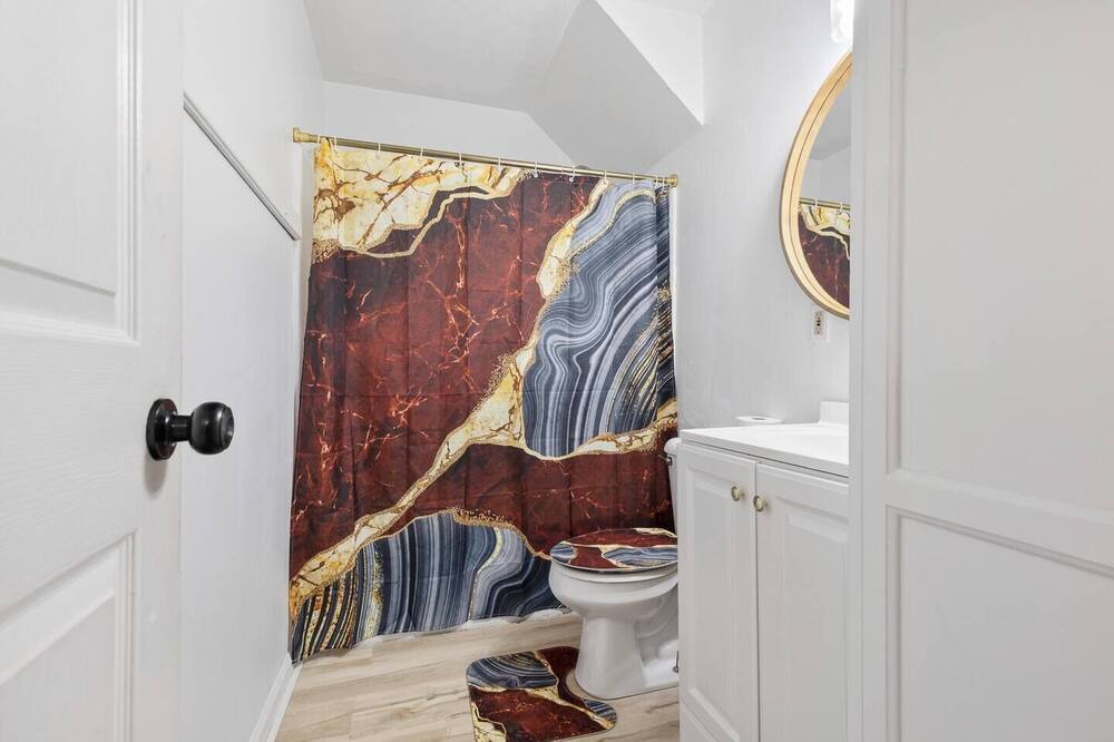 Photo of Bathroom in Griffin Heights