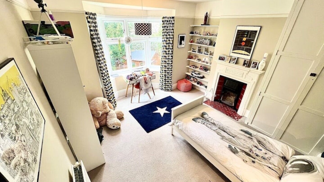 Photo of Others in Farnham