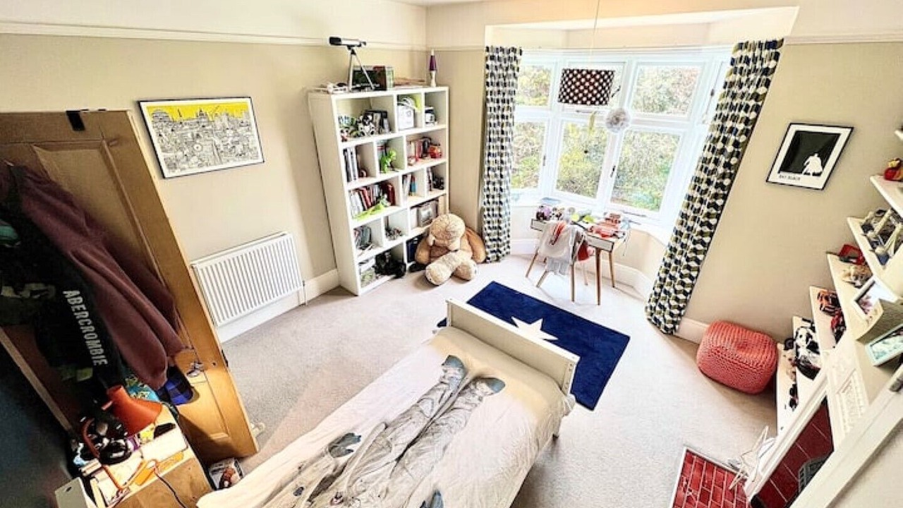 Photo of Others in Farnham