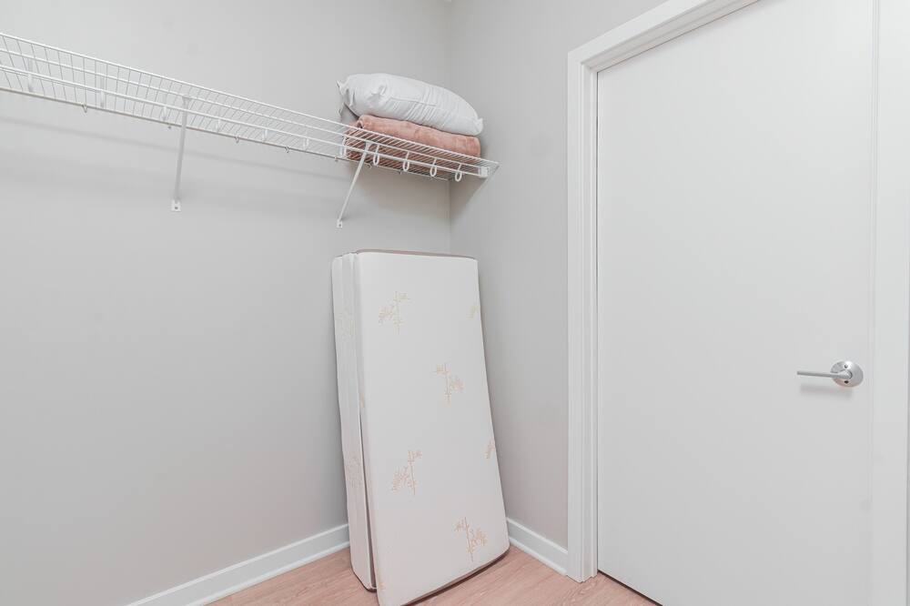 Photo of Others in Alexandria West