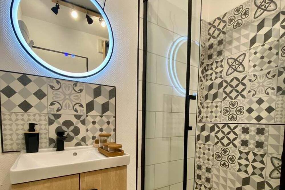 Photo of Bathroom in Poitiers