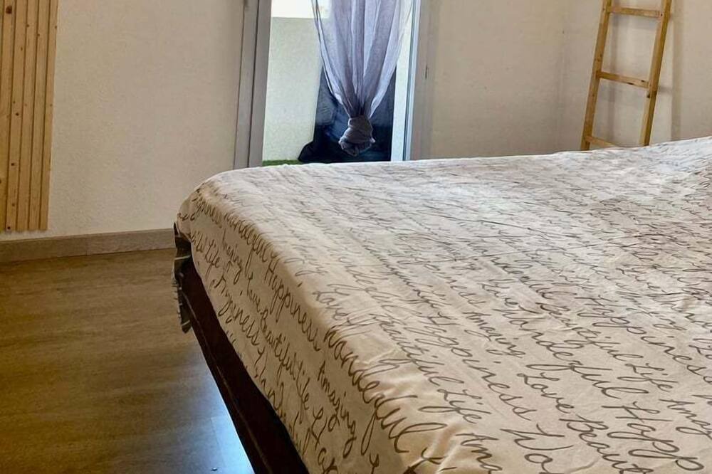 Photo of Bedroom in Poitiers