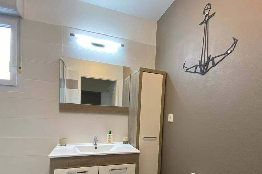 Photo of Bathroom in Poitiers