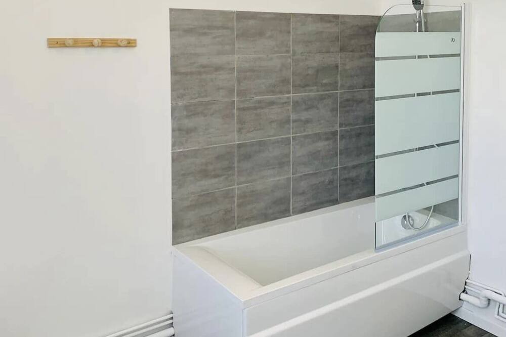 Photo of Bathroom in Wimille