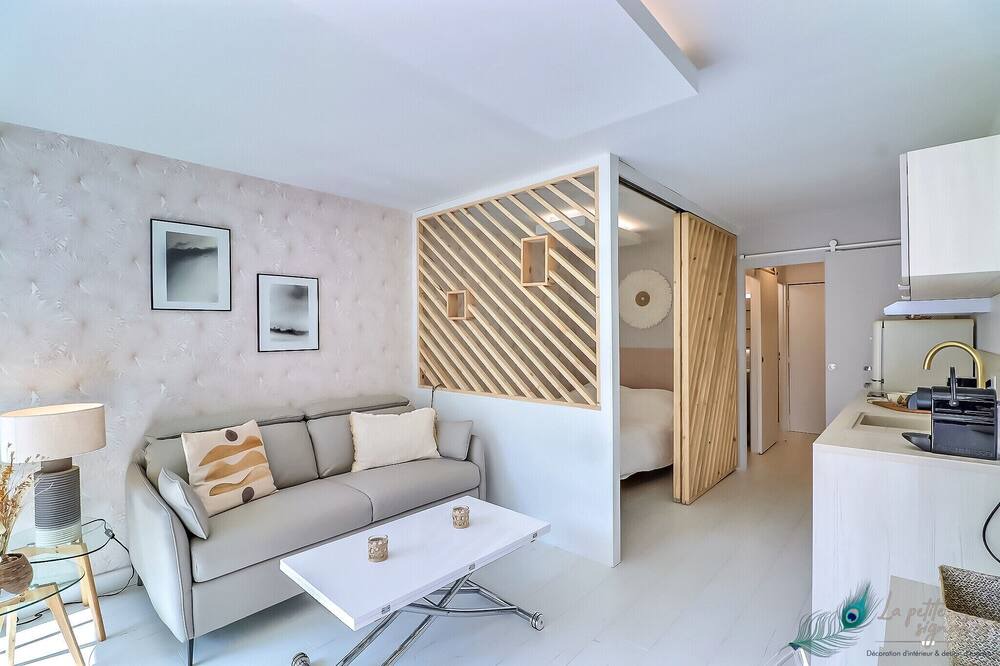 Photo of Livingroom in Le Grau-Du-Roi