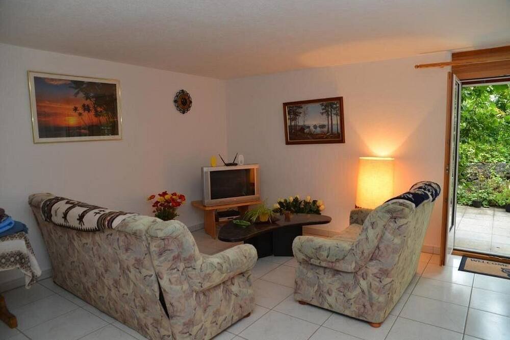 Photo of Livingroom in Glarus Sued