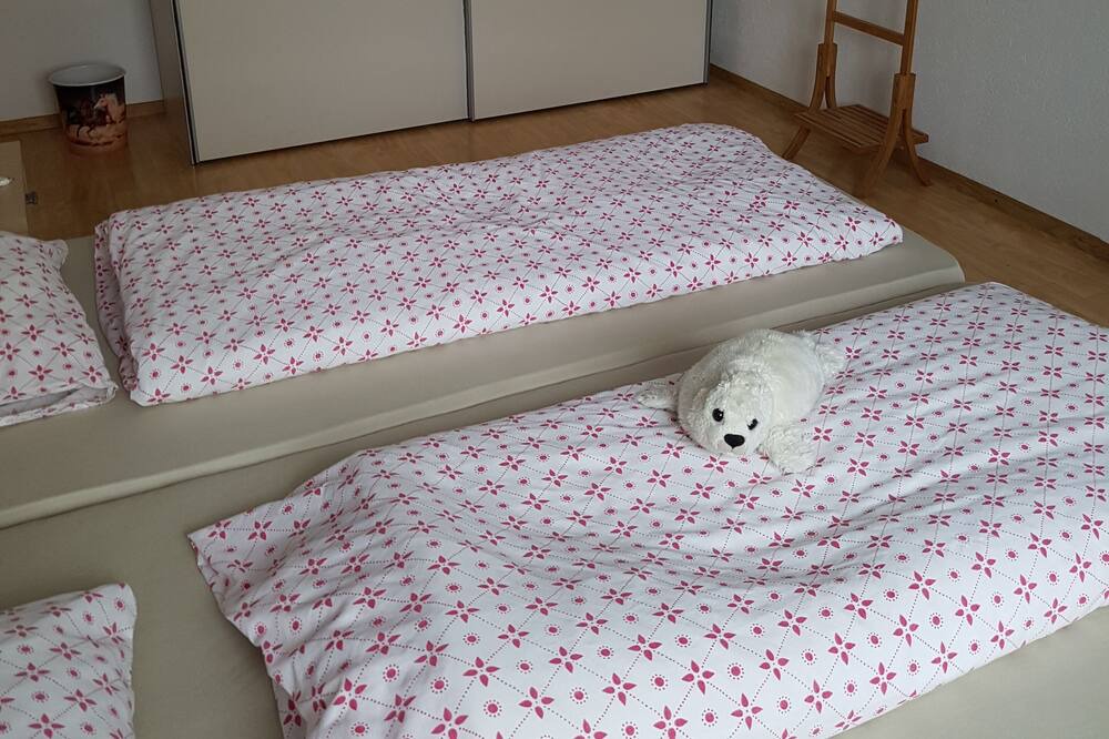 Photo of Bedroom in Glarus Sued