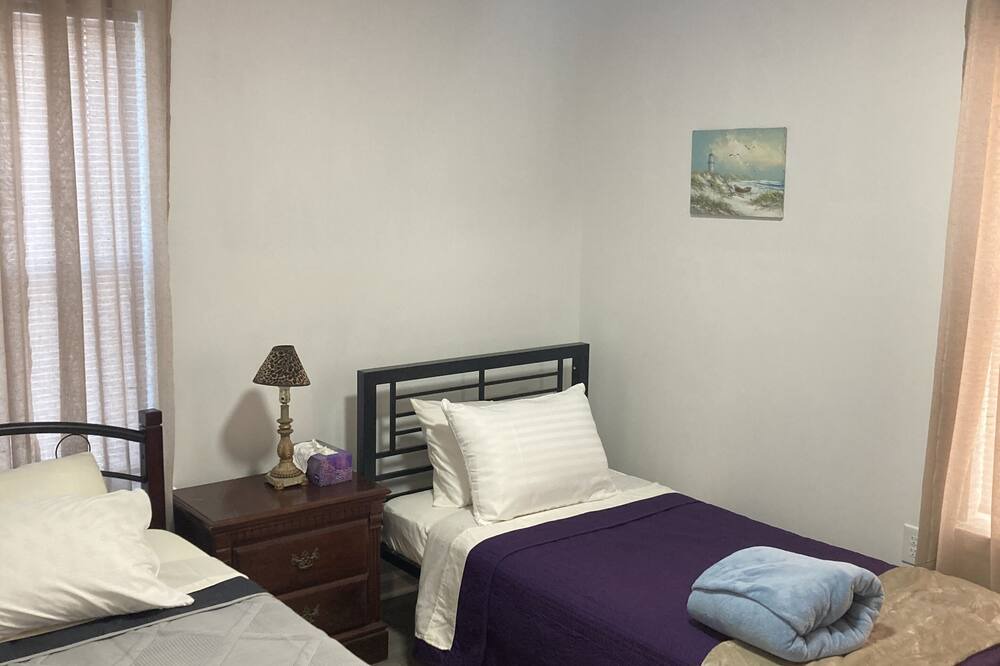 Photo of Bedroom in Atmore