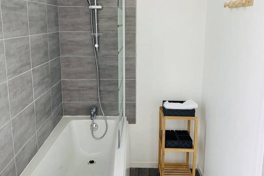 Photo of Bathroom in Wimille