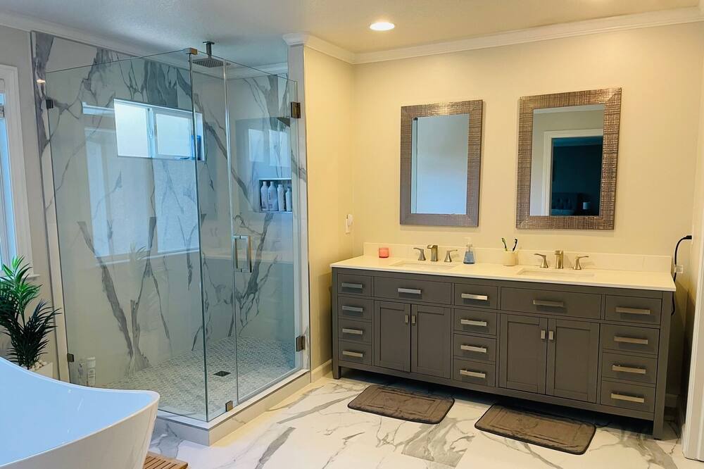 Photo of Bathroom in Granite Bay