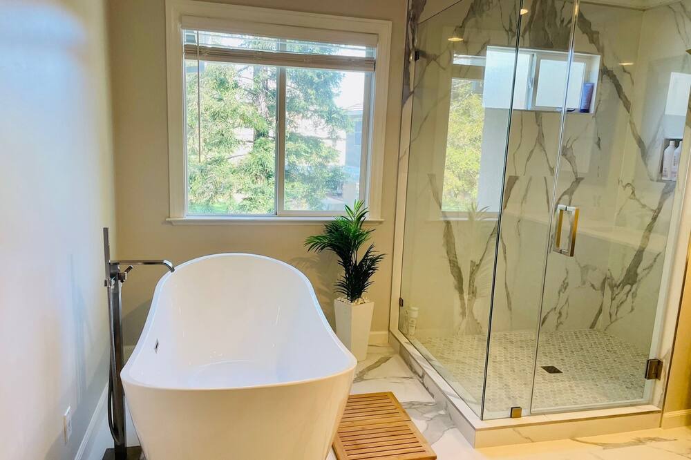 Photo of Bathroom in Granite Bay