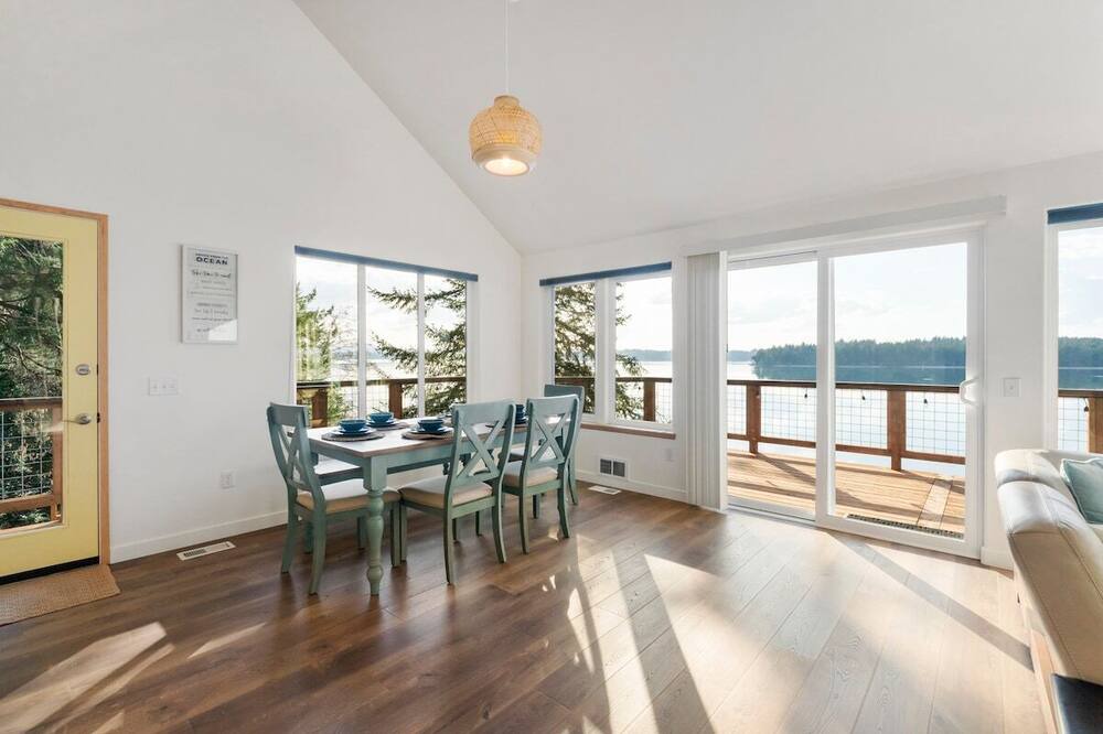 Photo of Others in Olympia