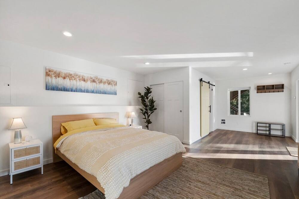 Photo of Others in Olympia