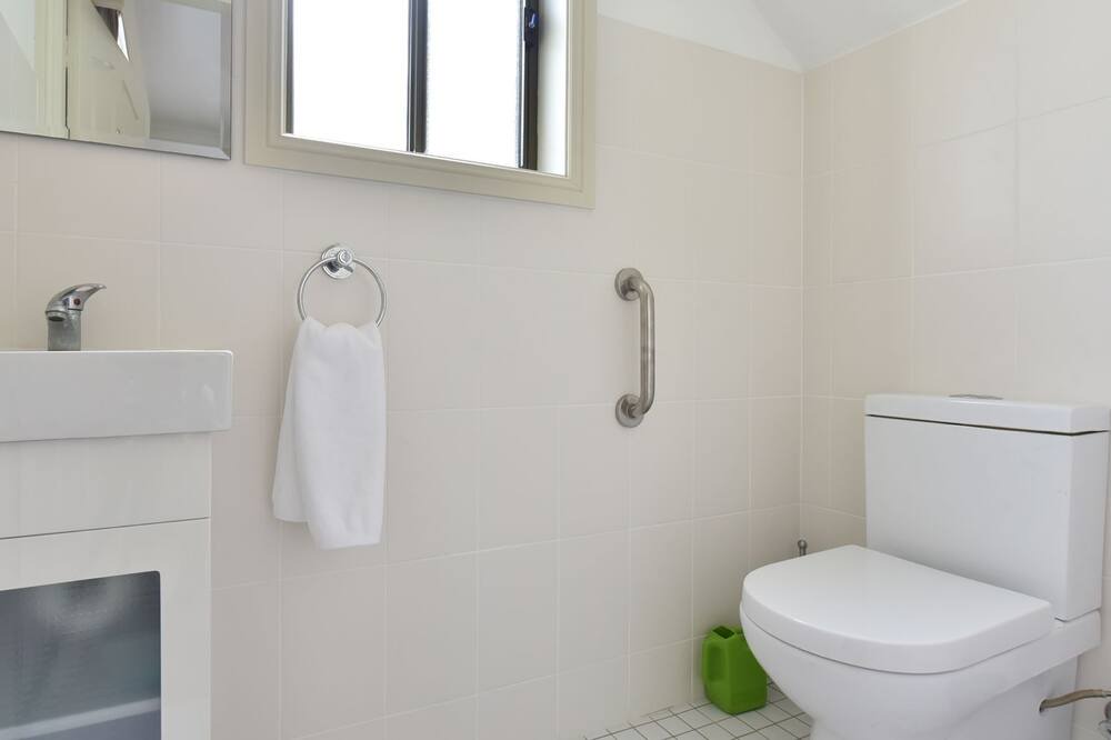 Photo of Bathroom in Black Hill