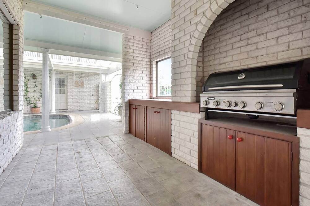 Photo of Others in Black Hill