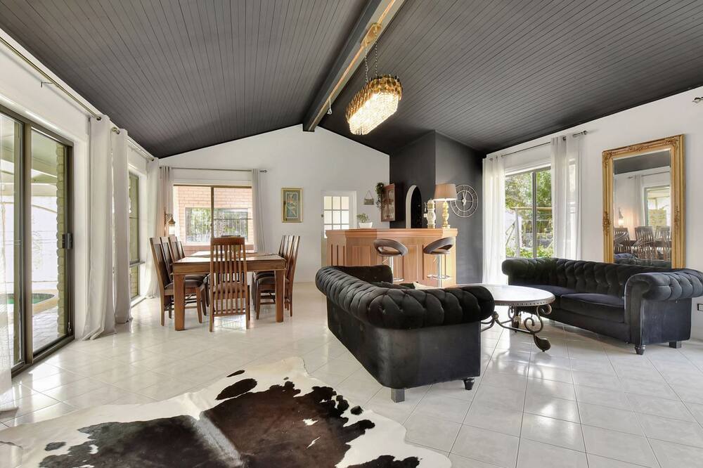 Photo of Livingroom in Black Hill