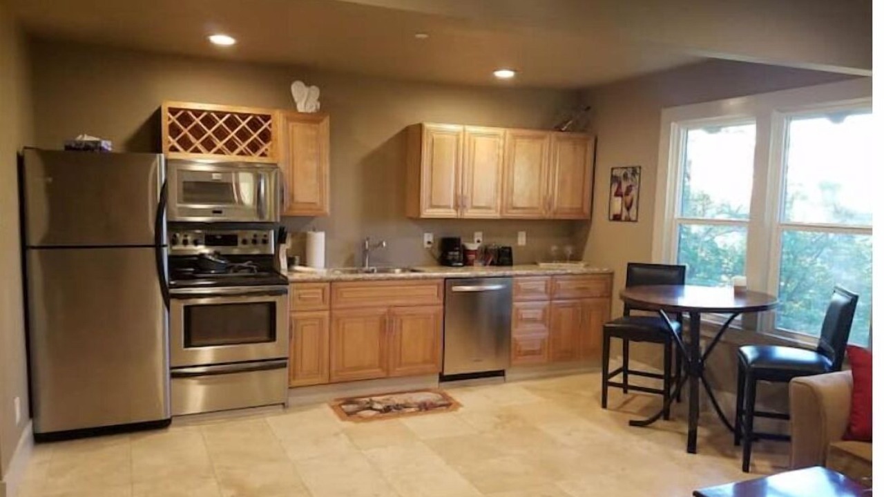 Photo of Kitchen in Cliff - Cannon