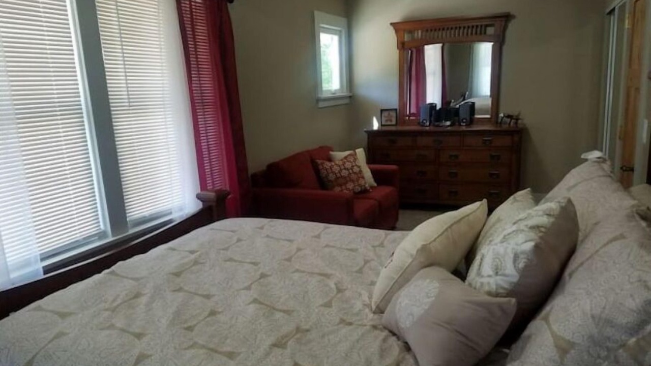 Photo of Others in Cliff - Cannon