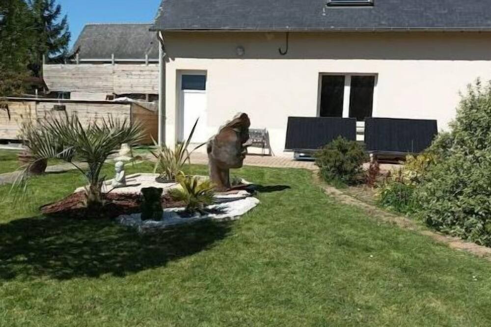 Photo of Outdoor in Louverne