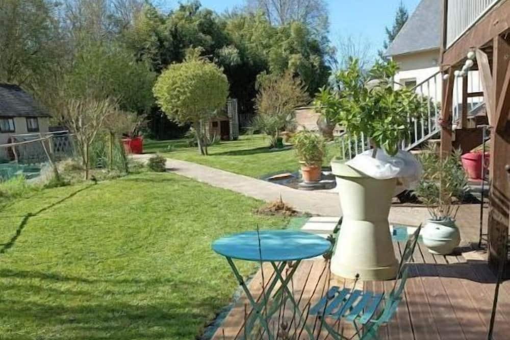 Photo of Outdoor in Louverne