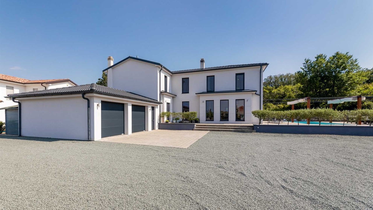 Photo of Outdoor in Rasopasno
